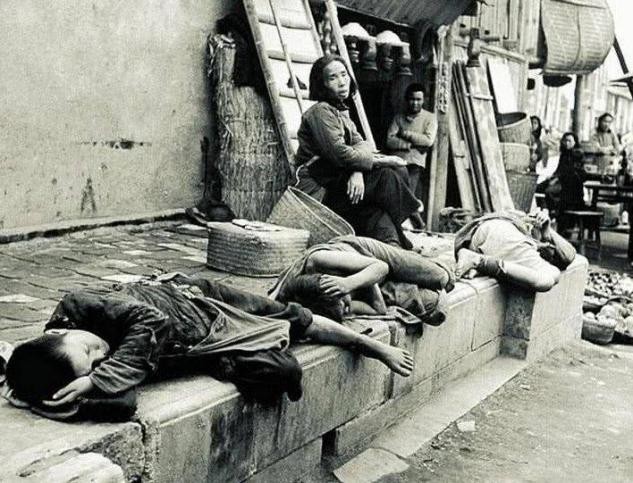 老人蹬三轮捐35万，助300多贫困学子圆梦，死后获感动中国特别奖