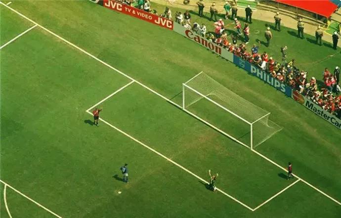 历届世界杯精彩瞬间,盘点历届世界杯爆笑瞬间