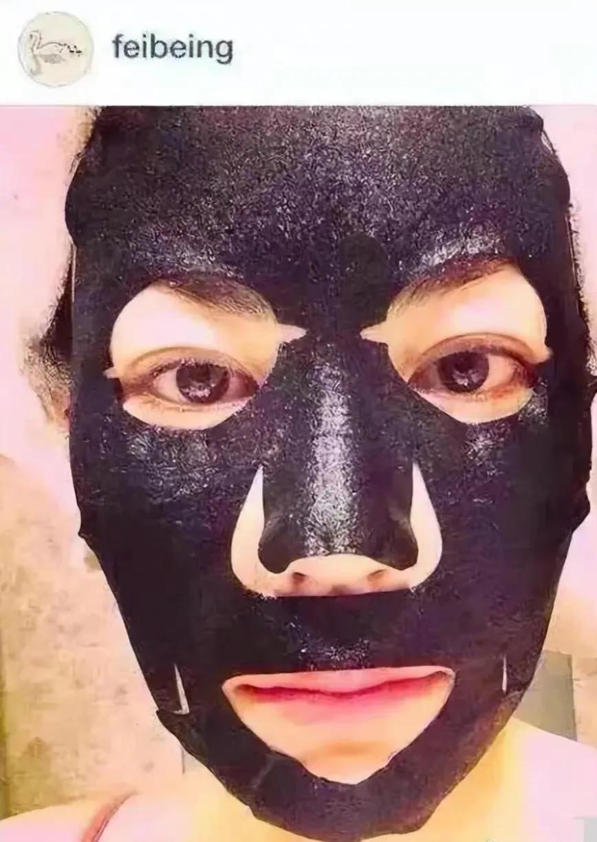 王菲谢霆锋世纪大复合大牵手图片,王菲谢霆锋牵手而行再现世纪牵手