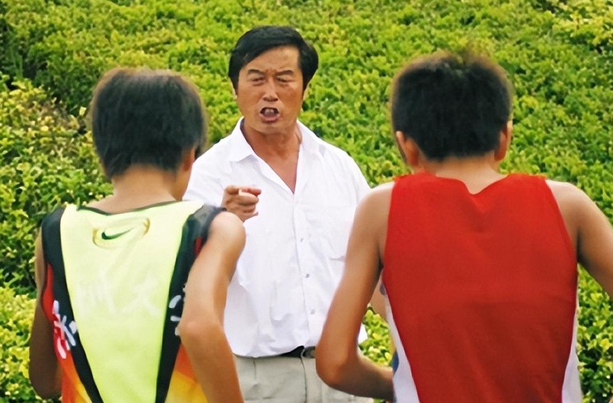 马俊仁时期,马俊仁年轻时照片