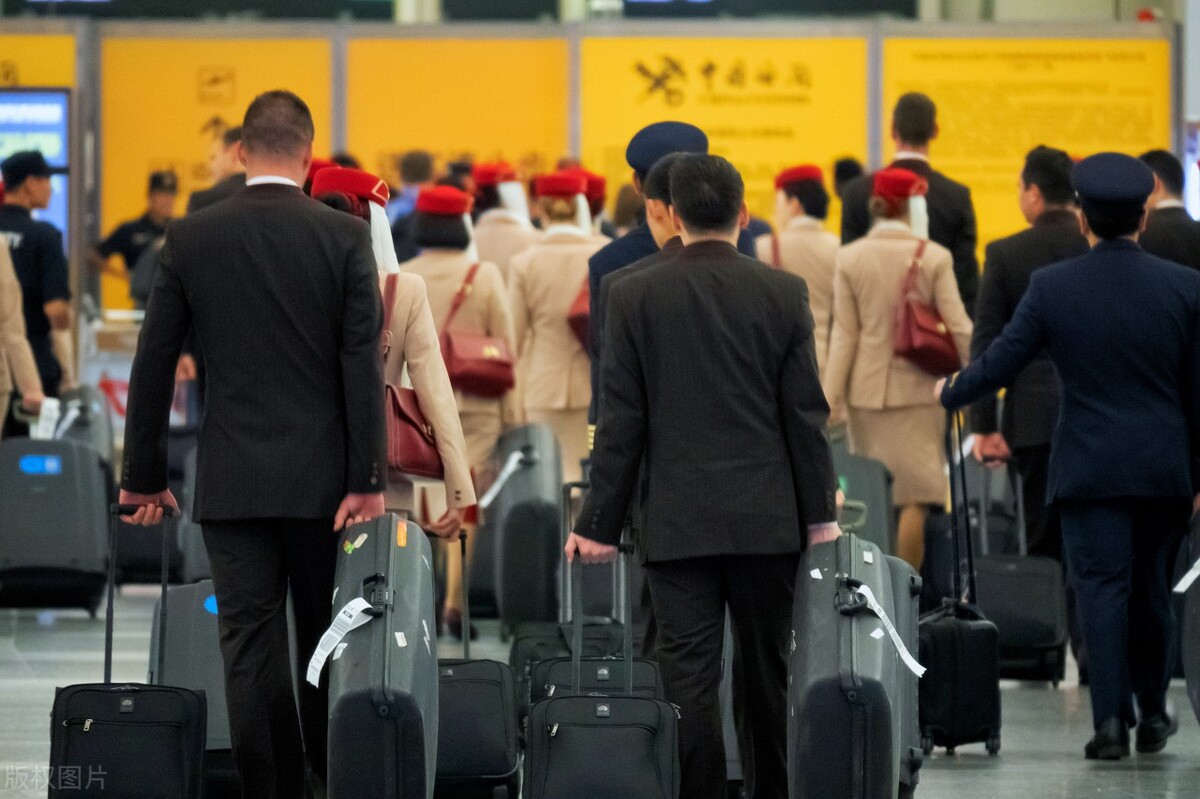 迪拜入境英国最新政策,迪拜到越南回国入境最新通知