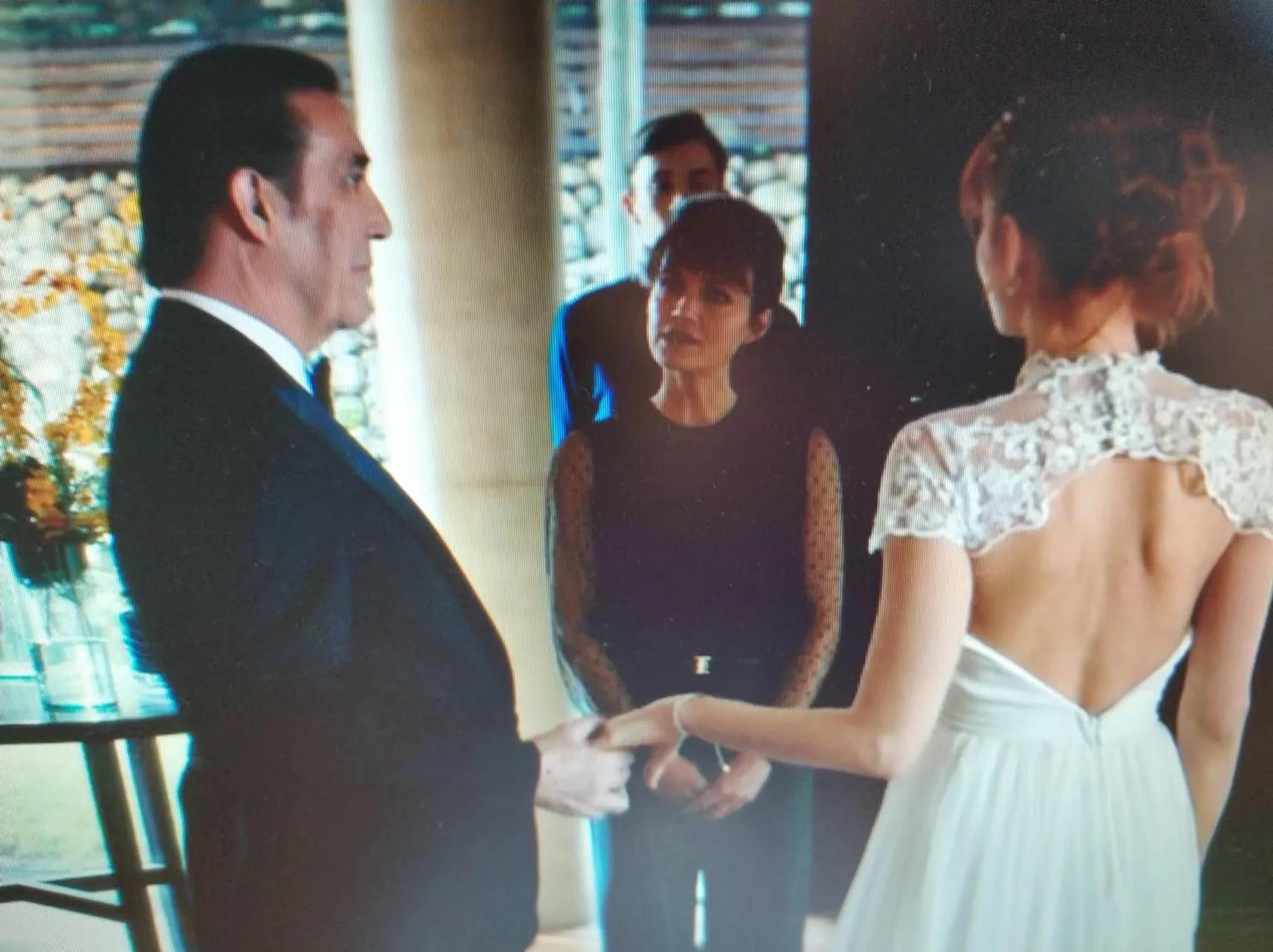 收割伊丽莎白完整第三集剧情介绍,收割伊丽莎白电影完整版在线观看