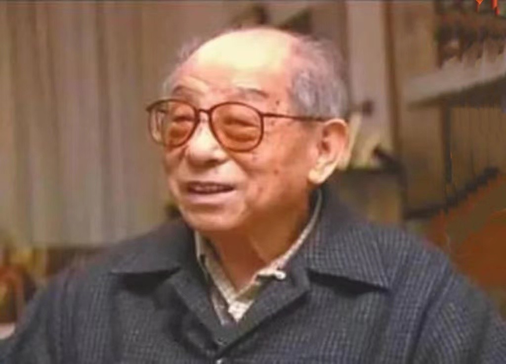 91年吕正操赴美探望张学良，张学良见他好奇问：你咋跟着周恩来了