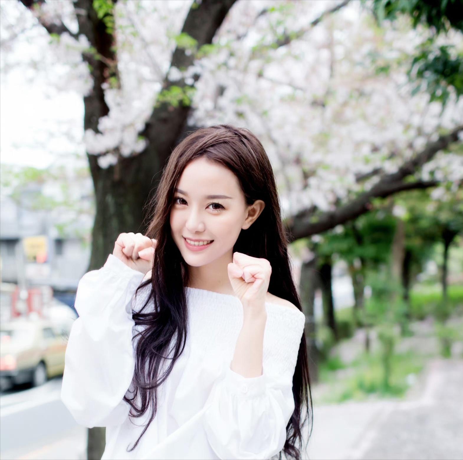 哭丧安倍抹黑同胞！美女记者发港人在日犯罪却误导攻击内地消防员