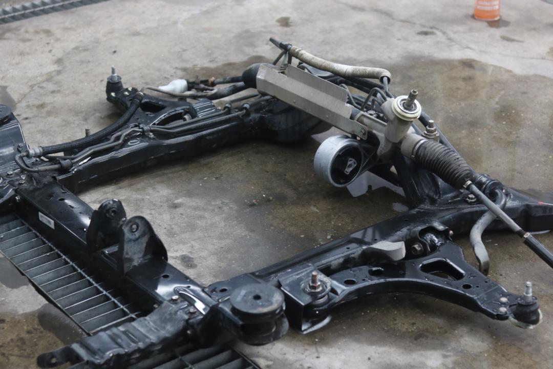 破烂的车变成新车,破烂的车子翻新