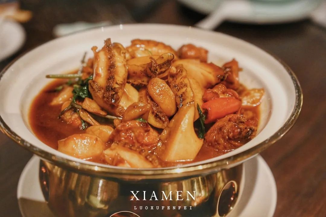 住进鼓浪屿百年老别墅,住进鹭岛酒店