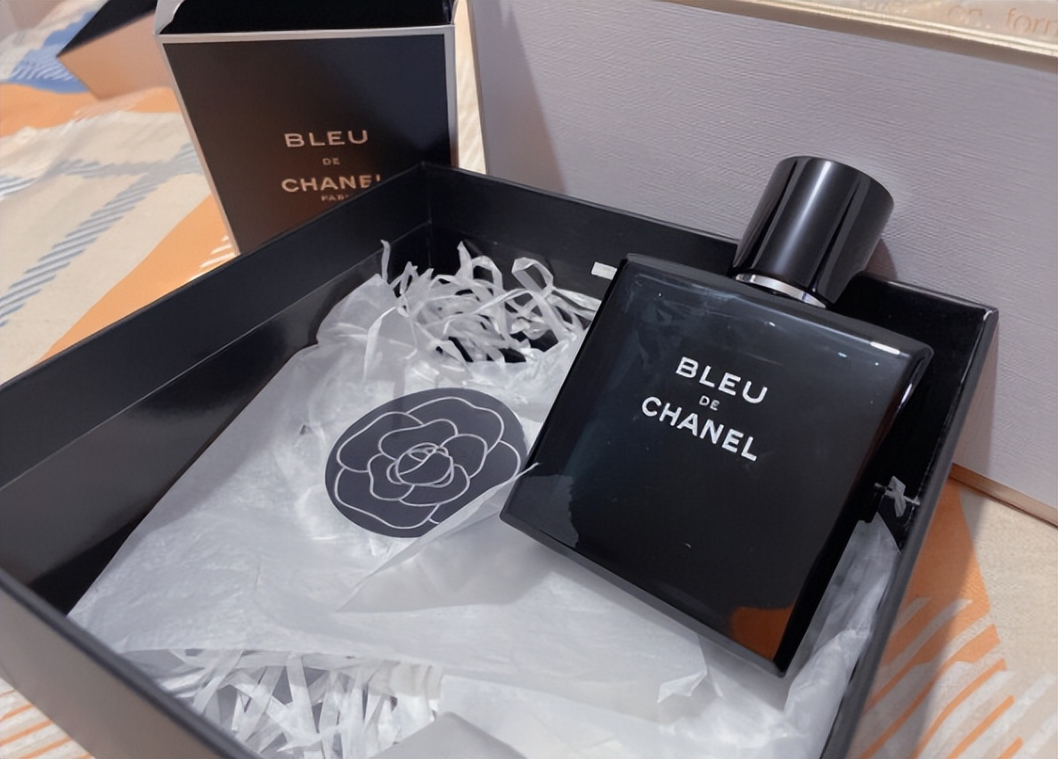 释放你的自信魅力,用自信绽放你的吸引力