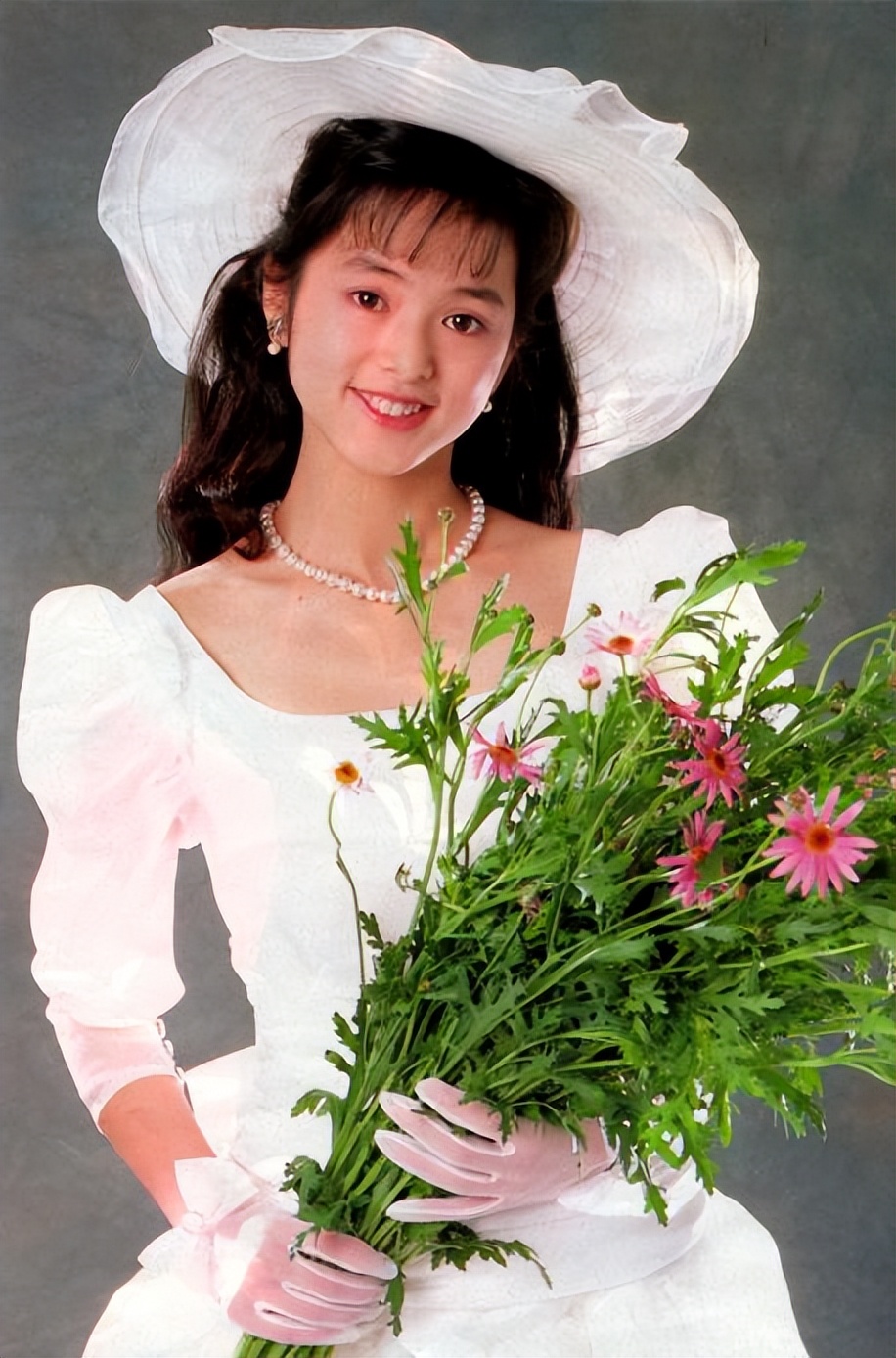 香江群音所有歌手名单,香江美人叶蕴仪