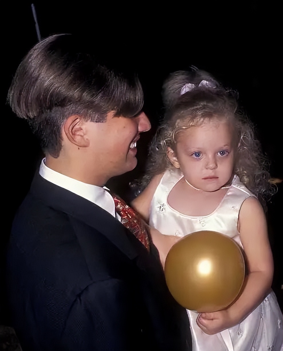 豪门启示录||两任前妻两种驭夫术，做阿尔法大富豪太太有胜者么？