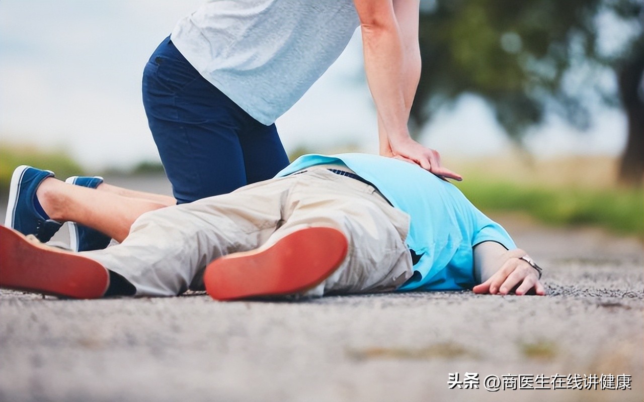 一饿就心慌无力手抖,一饿就会手抖心慌无力是气虚吗