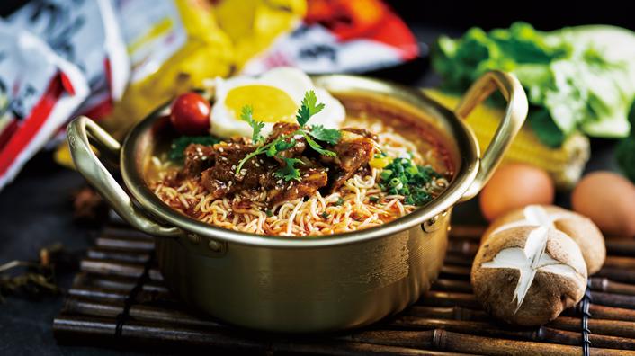 汉堡是垃圾食品还是方便面,方便面和汉堡包是垃圾食品吗