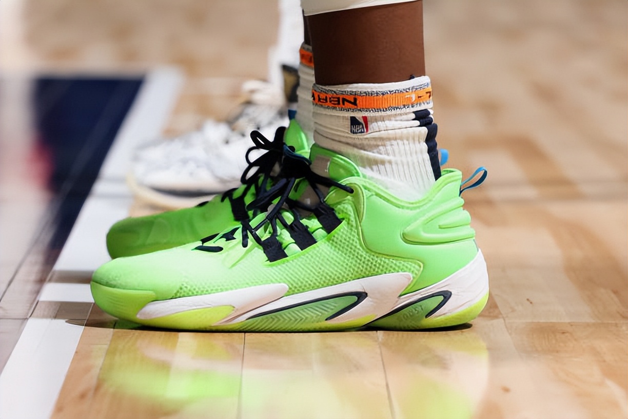 2019年1月6日nba球员上脚的球鞋,nba球员上脚安踏