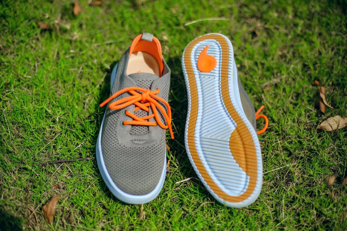 休闲跑步鞋夏季透气,秋季商务透气休闲鞋推荐