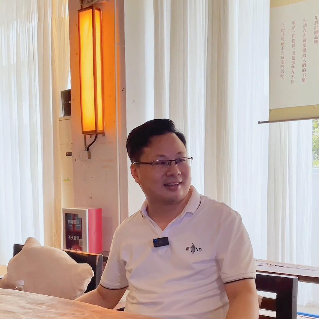 女企业家创业艰辛励志,40岁女企业家创业心路历程分享