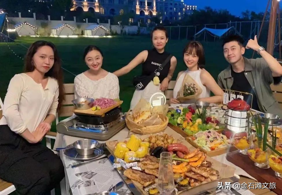 在金石滩时光海格调营地枕着星空入眠！