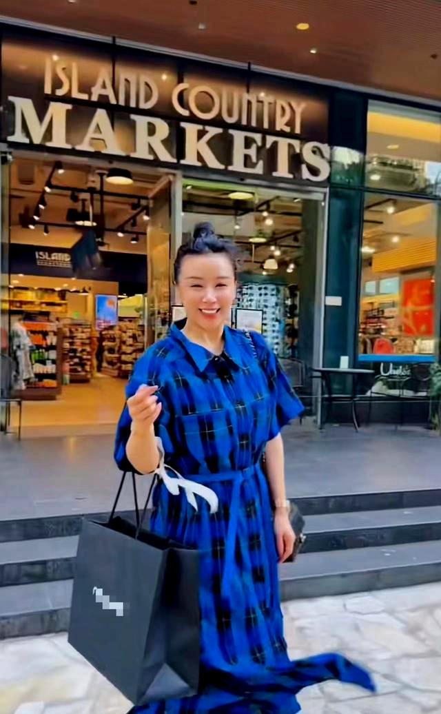 姚芊羽18岁至43岁,现状姚芊羽