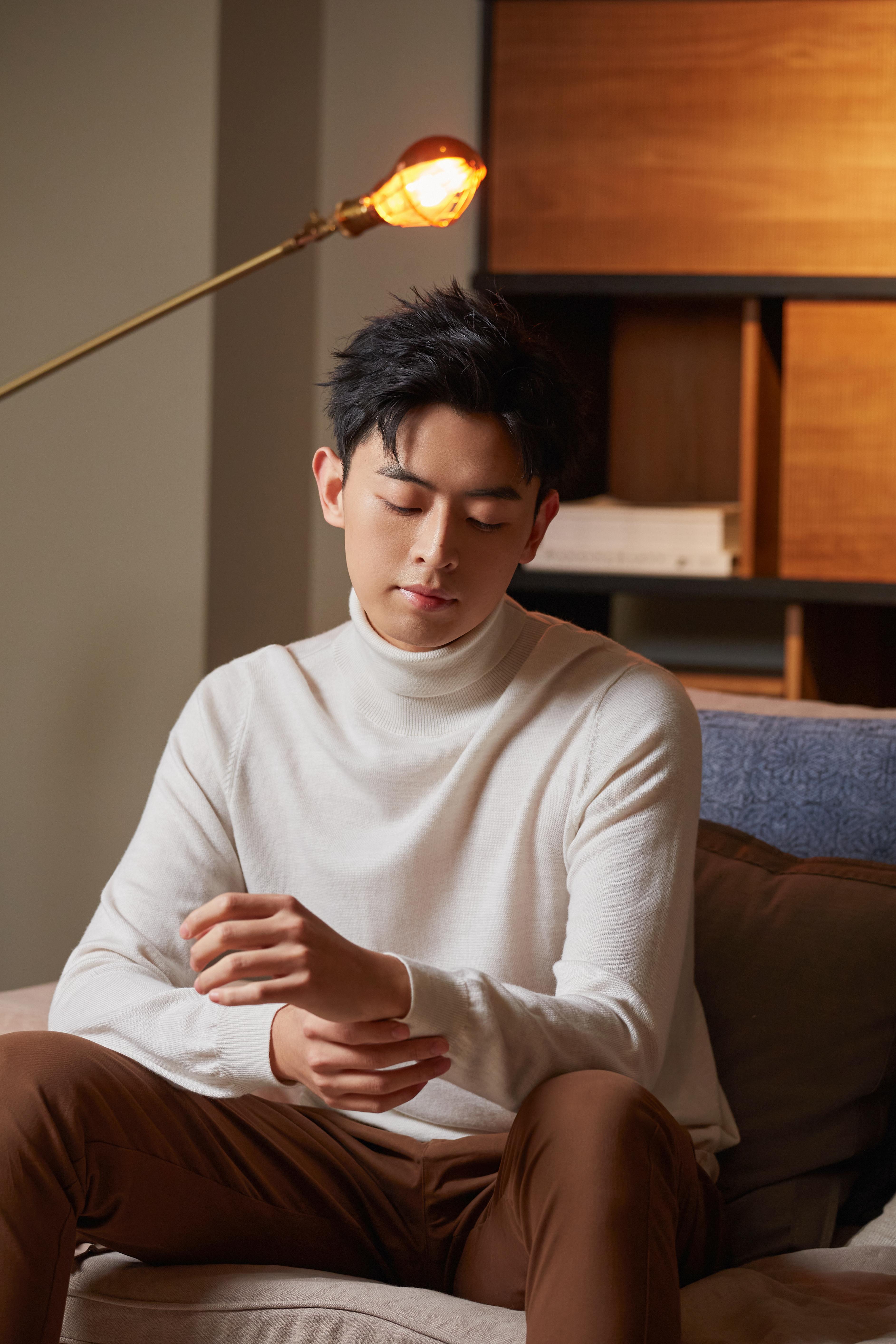 25岁男生宝藏衣服店铺,保暖年轻人的潮流男装