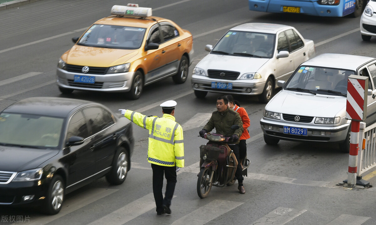 电动车交规扣分罚款一览表2021,两轮电动车违章扣c1驾驶证的分吗