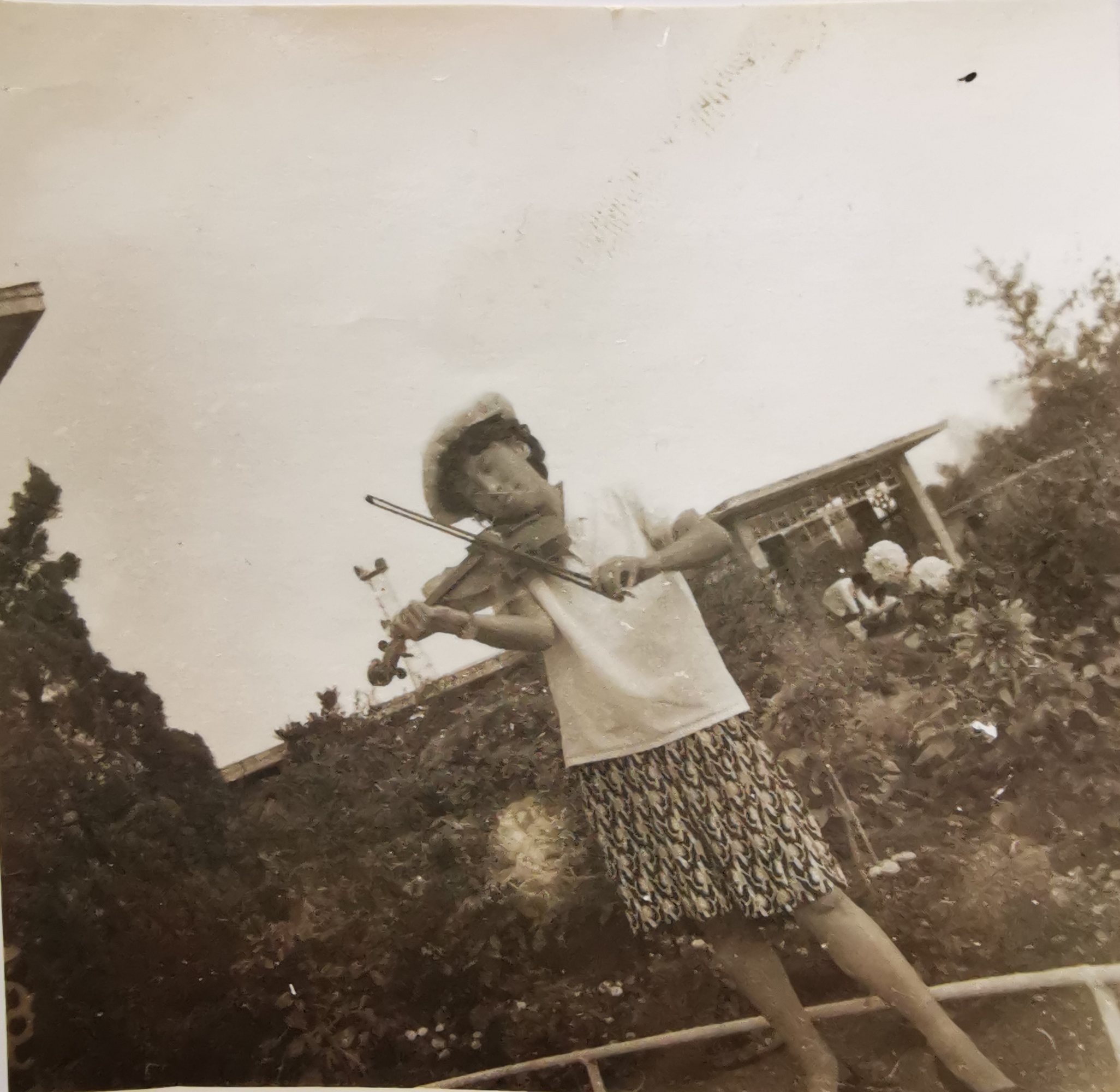 照片里的故事留住美好的回忆,每一张照片都值得留存记忆深处