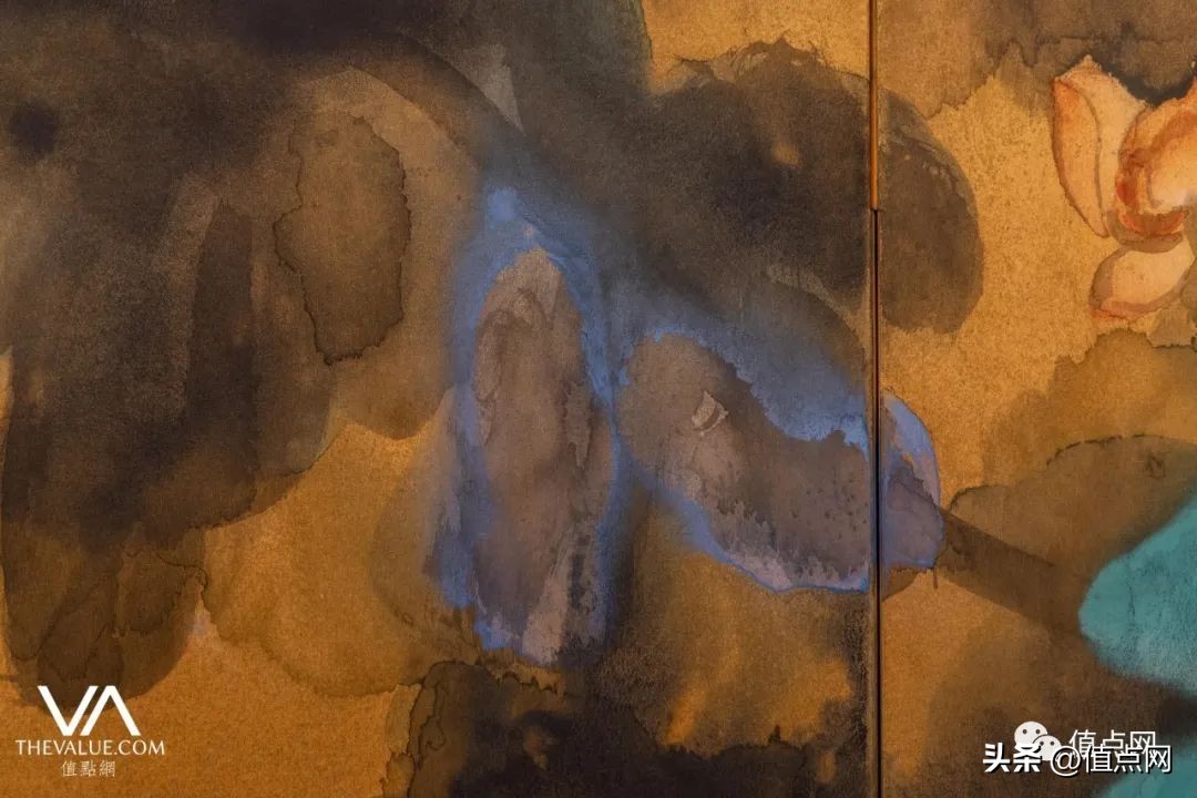 张大千泼彩荷花拍卖天价,香港拍卖张大千荷花