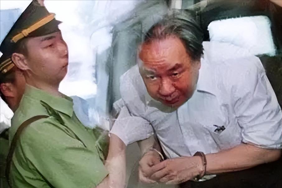 首富牟其中如今怎么样,中国首富牟其中视频