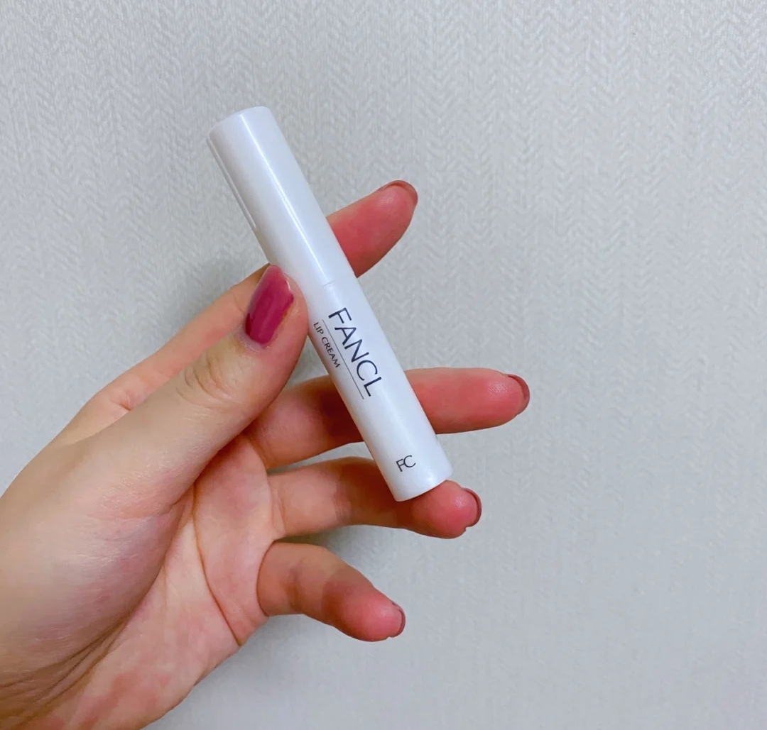 唇膏排行榜第一名依泉润唇膏,依泉唇膏哪个颜色好用