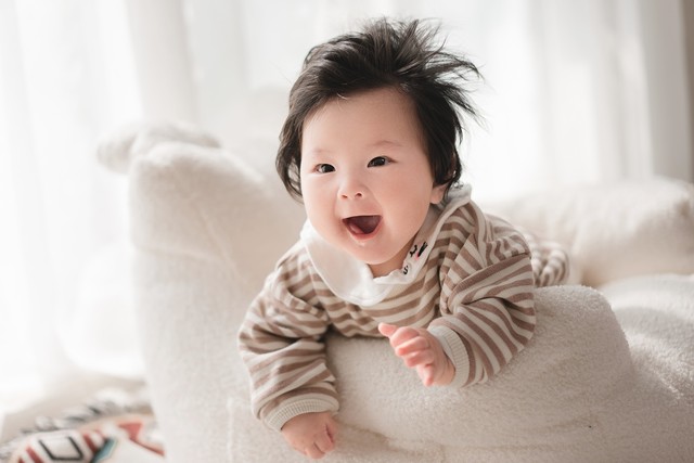 产后12天宝宝肚脐带脱落怎么护理,新生儿脐带脱落后肚脐出血的护理