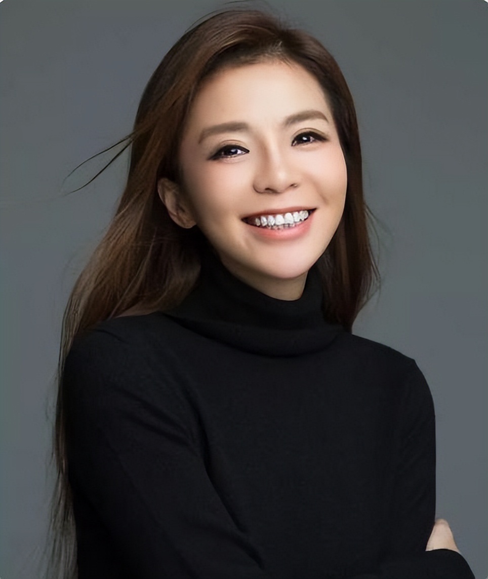 朱迅家里做饭,朱迅一家三口照顾瘫痪公公