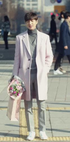 曾经很帅现在发福的男明星,曾经很胖的男明星现在很帅