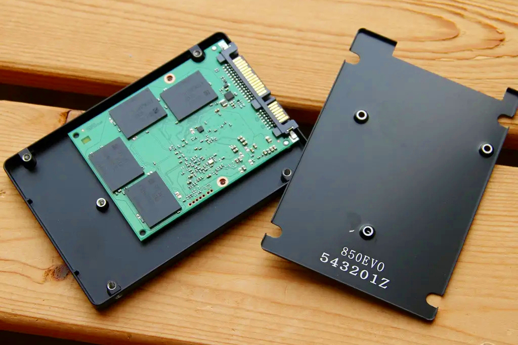 sata固态硬盘哪个品牌好,sata固态硬盘品牌排行