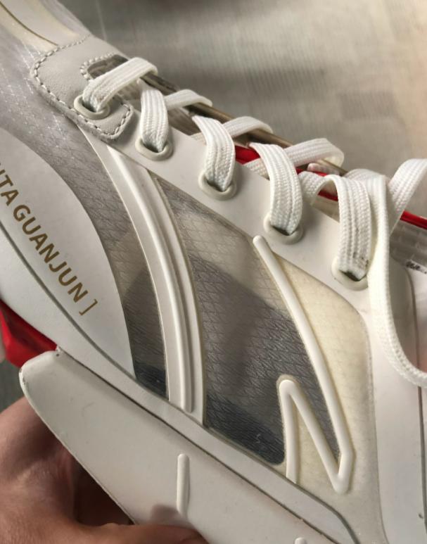 安踏2023新款网红爆款潮鞋,安踏春季2022新款撞色休闲鞋