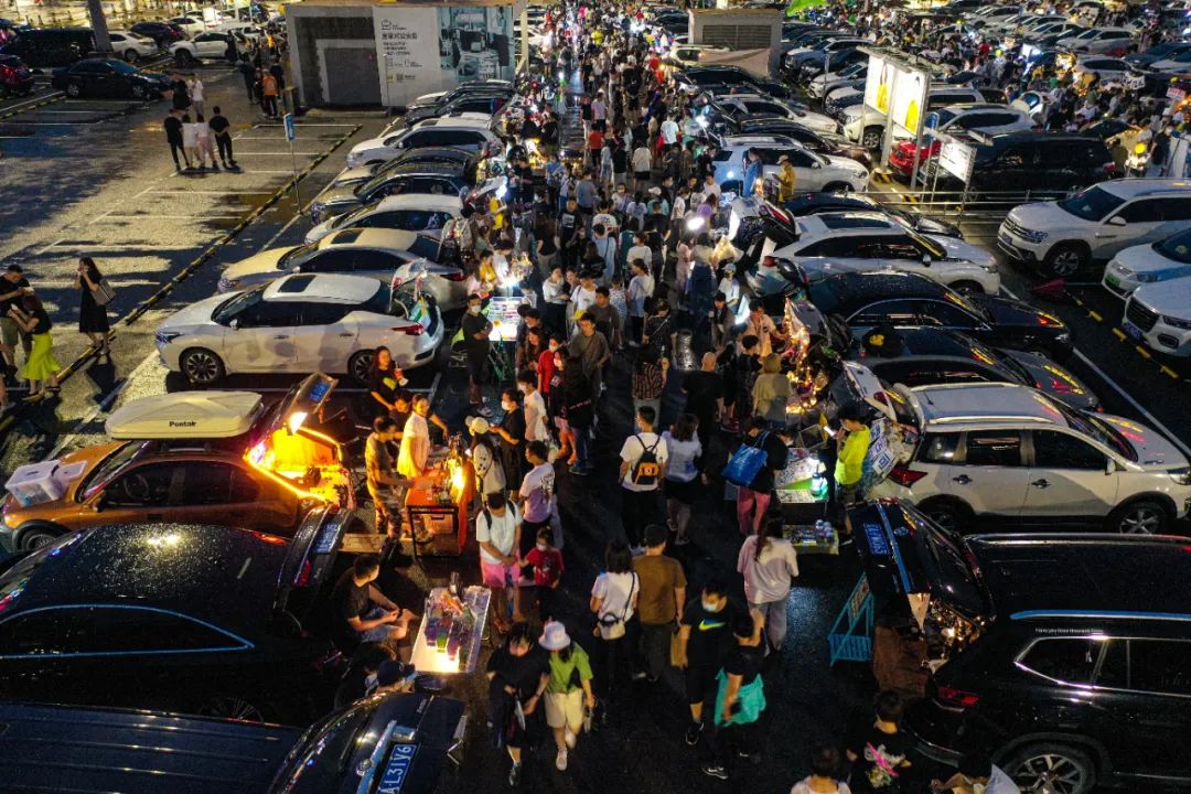 后备箱摆摊真的可以带动经济吗,后备箱摆摊卖什么最暴利