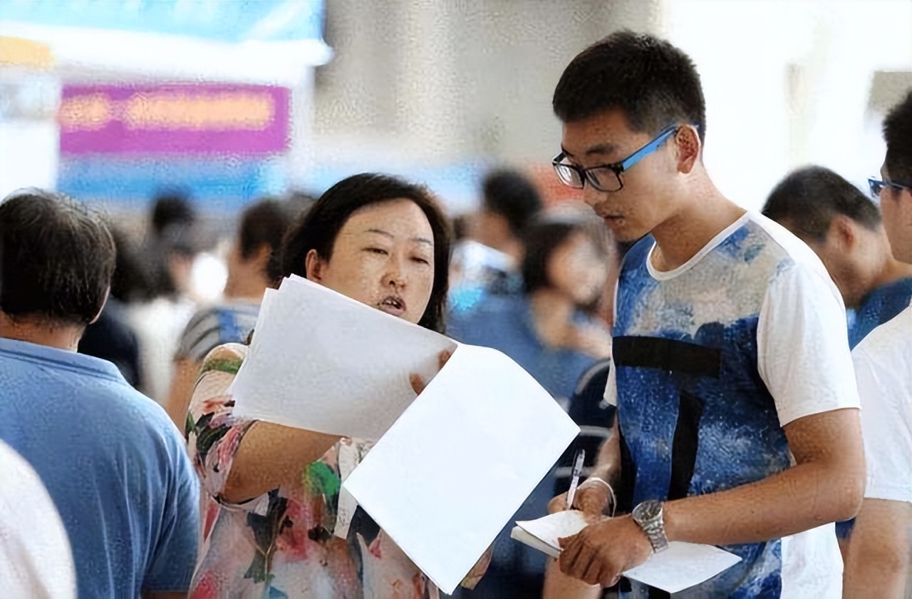 大专生是专科生吗,大专生算是专科生吗