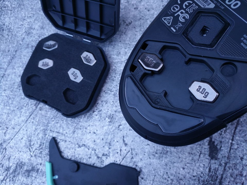 游戏鼠标性价比之选雷柏v30体验,雷柏rapoo雷柏vt900鼠标