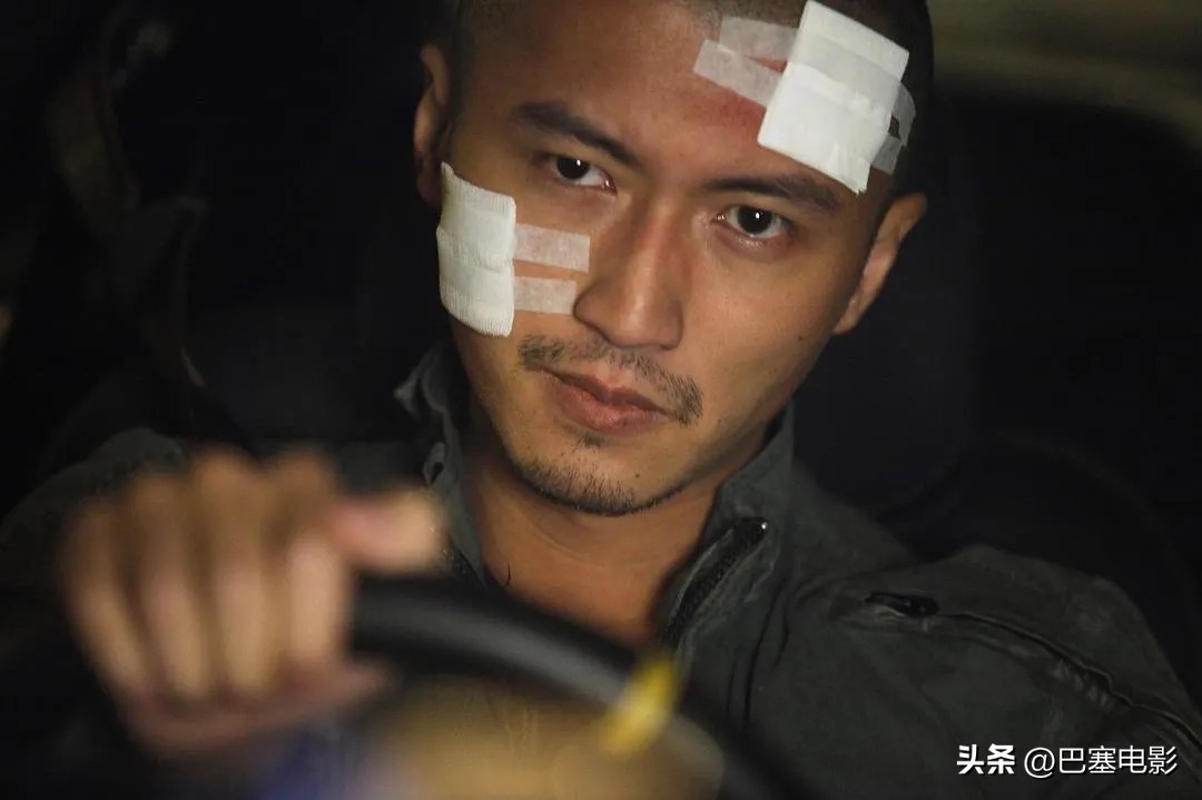 王菲谢霆锋私照好甜，再细看两人资产，财务自由身家惊人，是真行