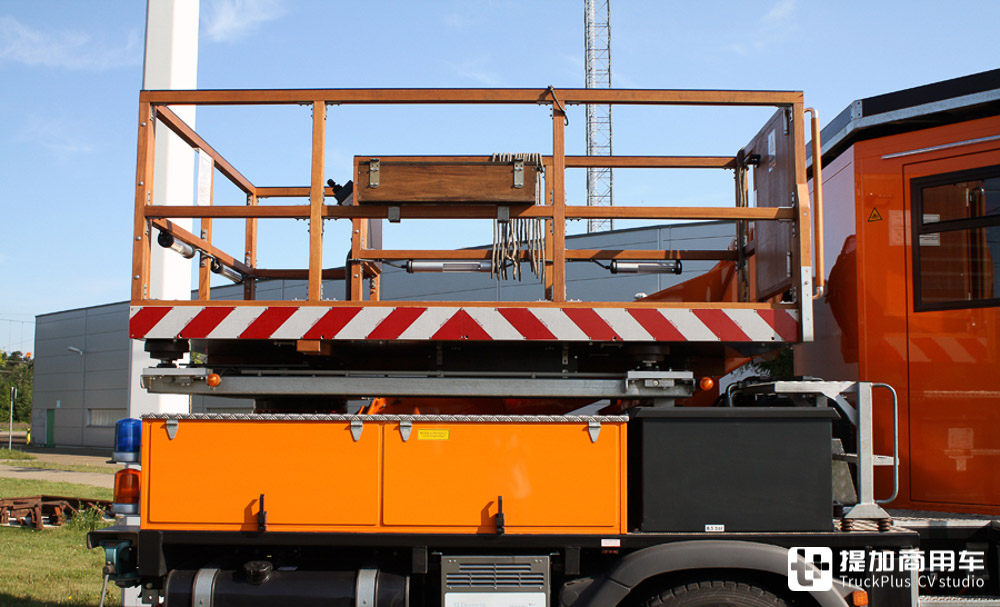 轨交运行守护神，极其罕见的曼恩TGS接触网检修车实拍