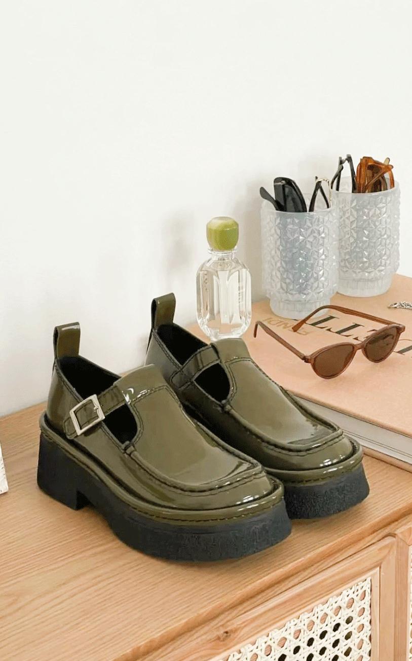 小个子穿什么鞋子更好看显得更高,显高显腿细的鞋推荐