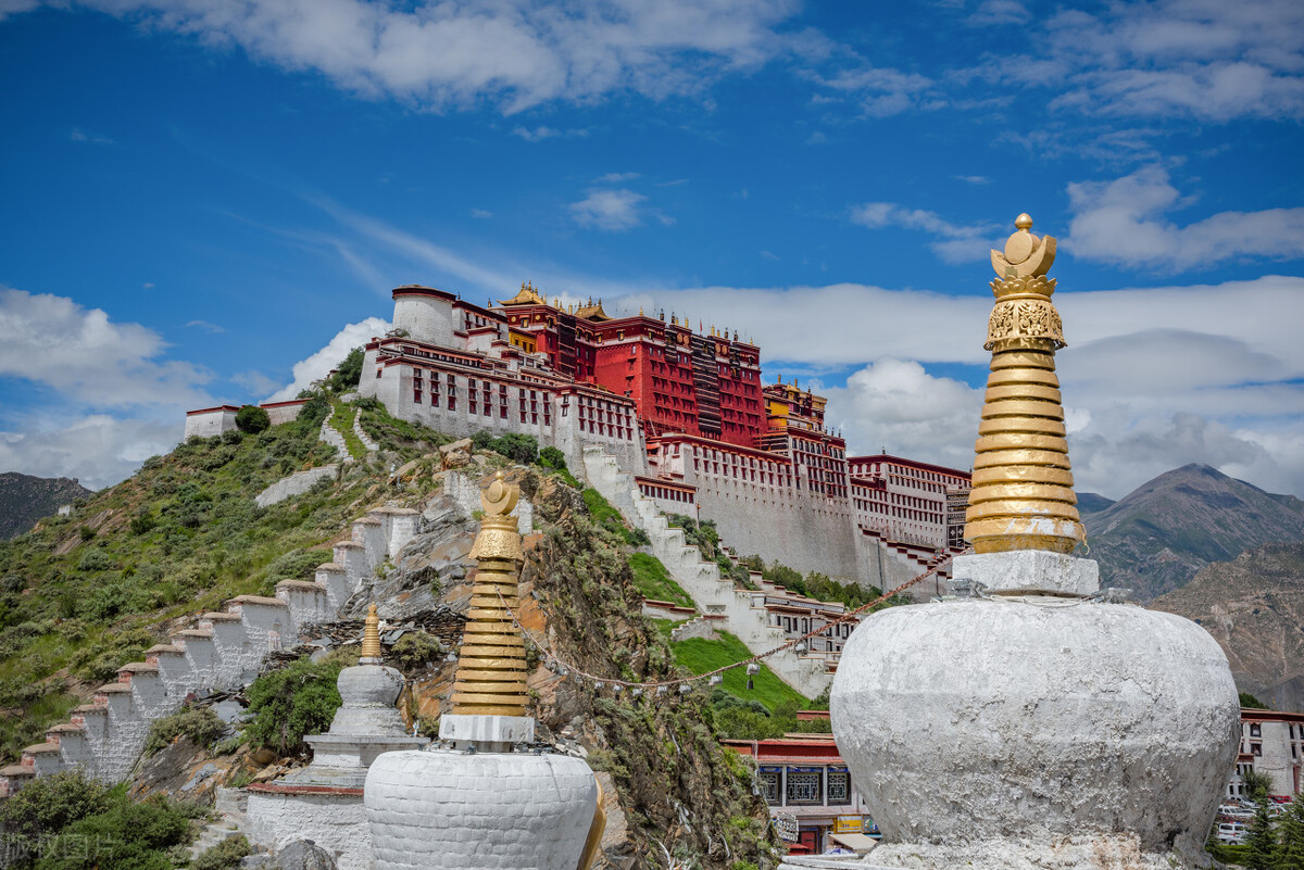 西藏拉萨布达拉宫的旅游攻略,西藏布达拉宫旅游攻略大全