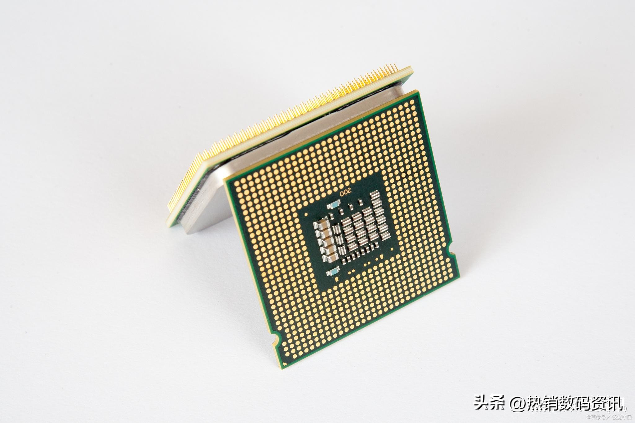 锐龙r77735h和i713700h差距大吗,锐龙r75800h相当于i几