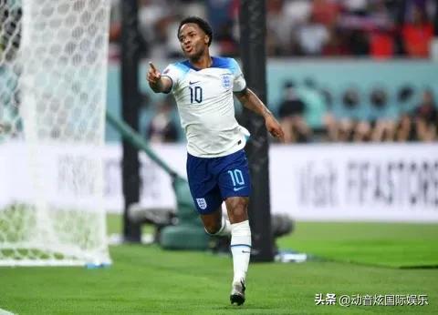 英格兰太太团换西班牙球衣,英格兰太太团06