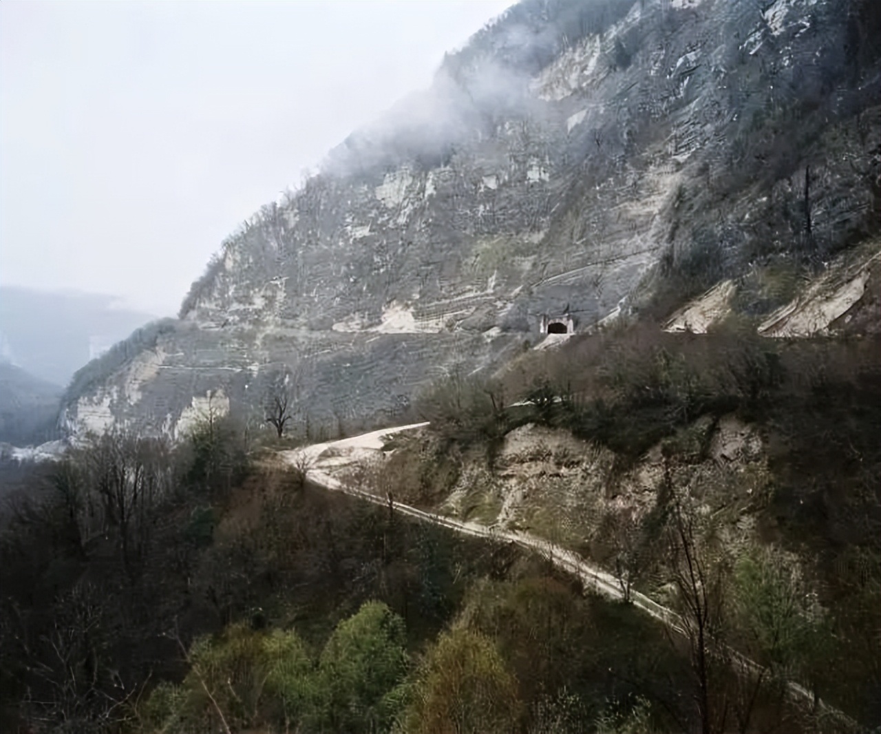 离天堂最近的地方高加索,俄罗斯的天堂在哪里