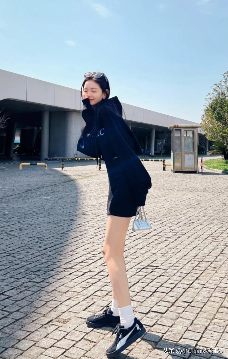 别再穿运动鞋、马丁靴了，今秋流行“滑板鞋”，时髦显瘦还不累脚