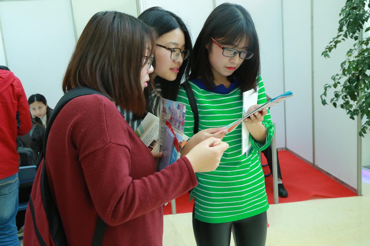 理科文科分数差距很大,文科理科毕业后的差距