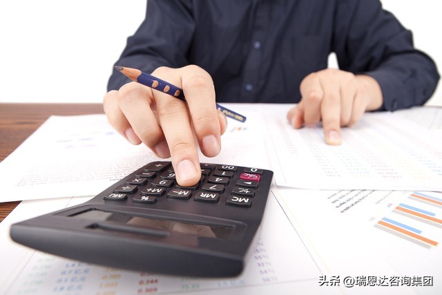 单位承担员工的个税退税账务处理,单位承担个税和个人承担个税区别