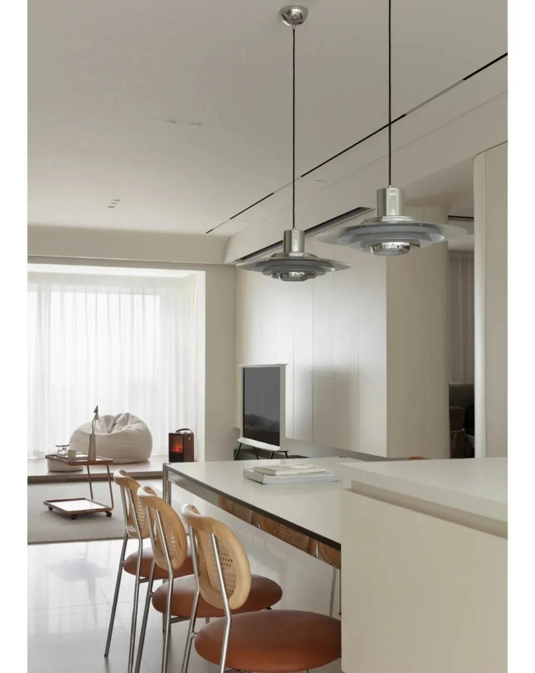 缇庡コ鏅掕嚜瀹剁殑璞畢瑁呬慨,缇庡コ鏅掕嚜瀹剁殑璞崕瑁呬慨