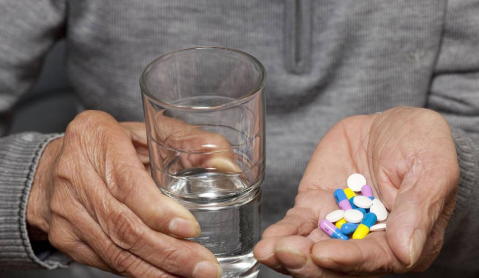 抗生素阿莫西林好还是头孢好,世界上两大抗生素阿莫西林和头孢