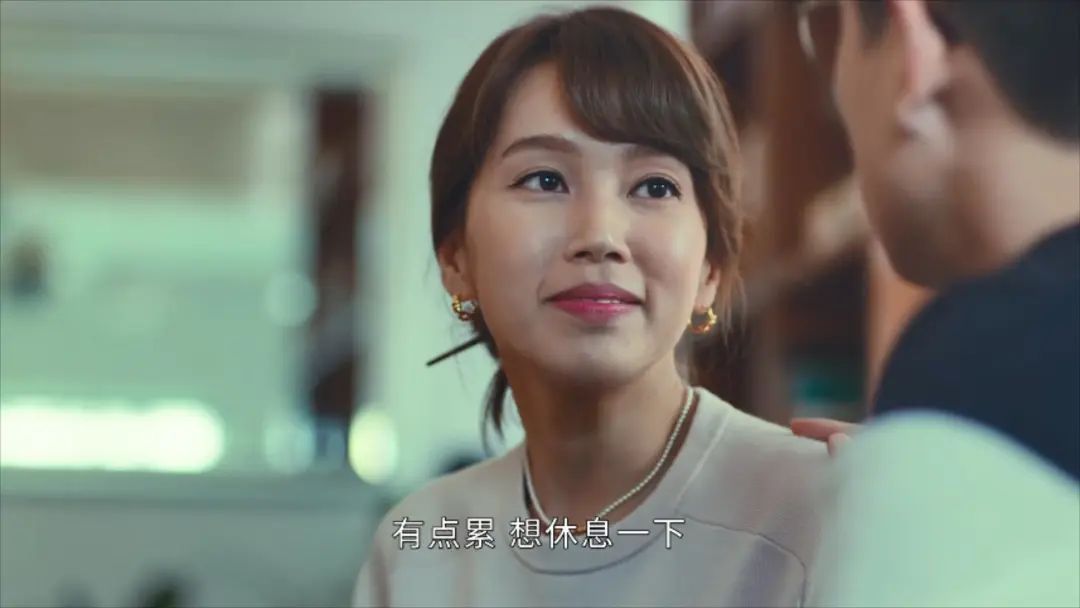 4集就下线8人，演员大换血，刚播就上17个热搜，《法证5》真爆了