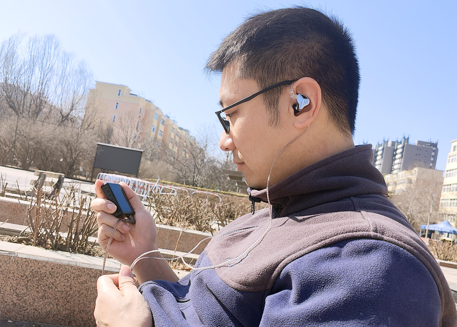 kzzstx耳机评测视频,百元有线hifi耳机