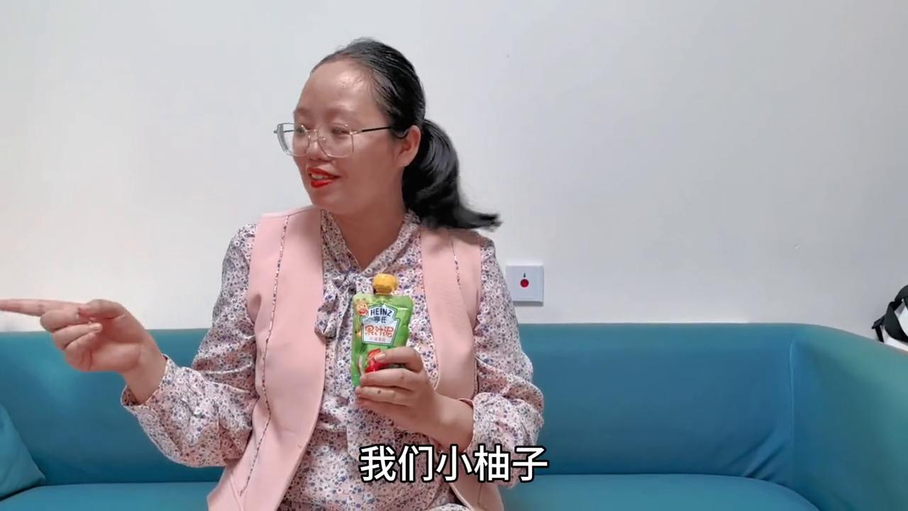 呜呜，他们抢了我的亨氏果汁泥😭😭😭#亨氏