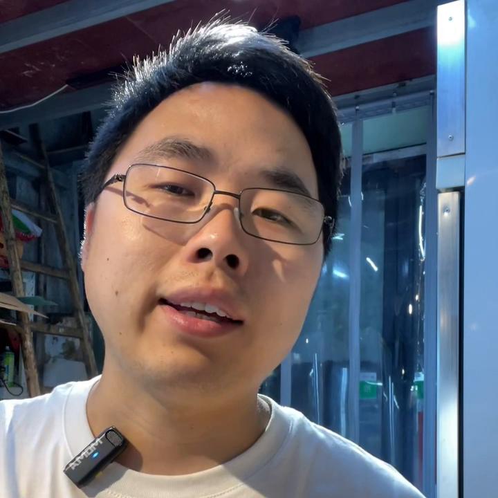 为什么今年的榴莲还不降价 (为什么现在榴莲降价了)